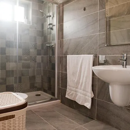 アパート Modern 3br With Balcony - Close To Limestone Heritage Park *