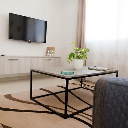 Modern 3br With Balcony - Close To Limestone Heritage Park Apartment Siggiewi