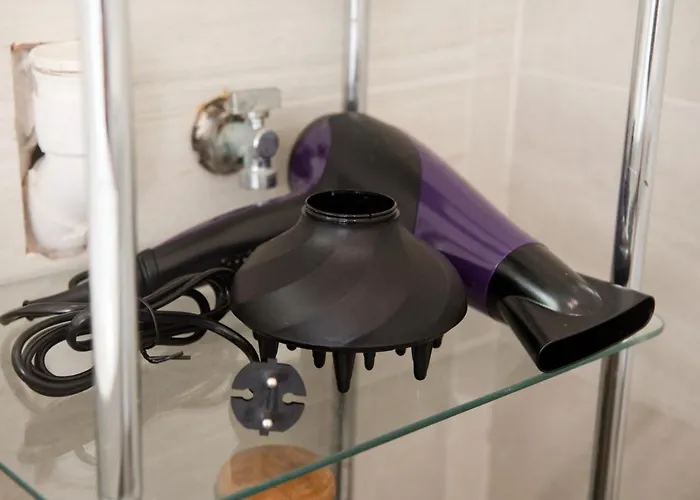 Modern 3br With Balcony - Close To Limestone Heritage Park Appartement *