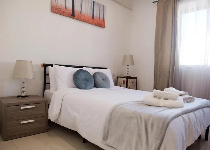 شقة Modern 3br With Balcony - Close To Limestone Heritage Park Siggiewi